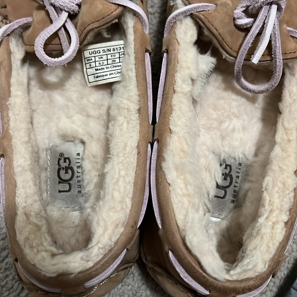 UGG Dakota Slippers - Picture 4 of 4